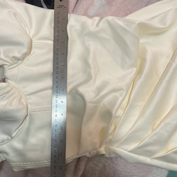 HOUSE OF CB OMARIA DRESS - Picture 8 of 8